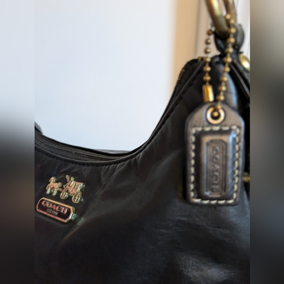 Coach #44371 Black Shoulder Bag - Picture 5 of 9